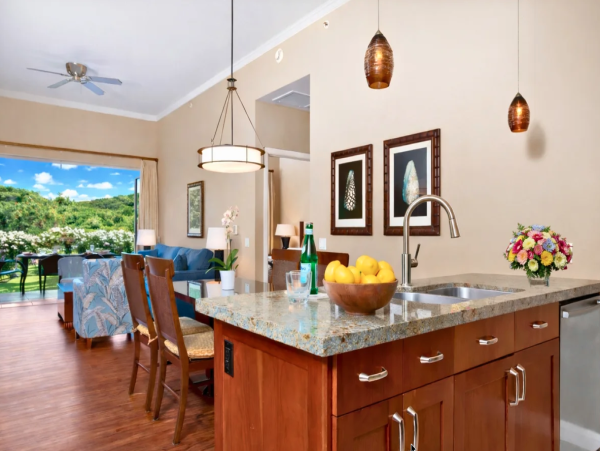 Luxurious Maui Beachfront Villas - Perfect For Families & Groups